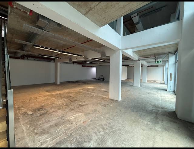1,305M² OFFICE TO LET IN ROSEBANK